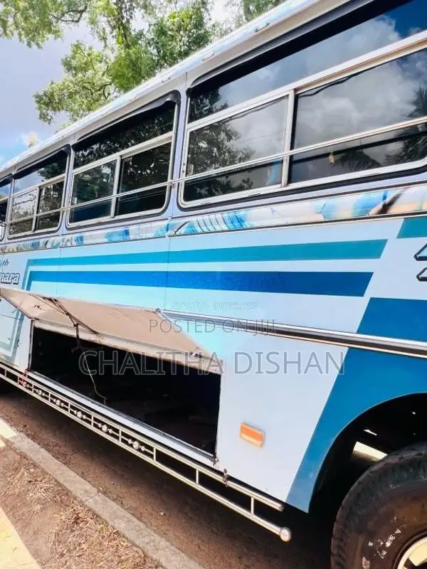 Ashok-Leyland Viking 2015 Bus (Used)