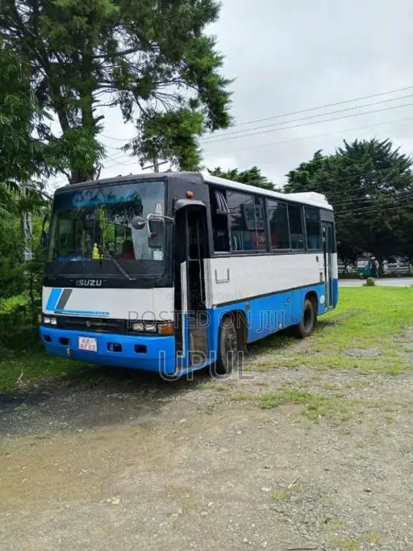 Isuzu Journey Q 1990 Bus (Used)