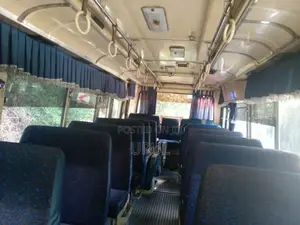 Isuzu Journey Q 1990 Bus (Used)