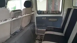 Toyota L 30 1982 Crew Cab (Used)