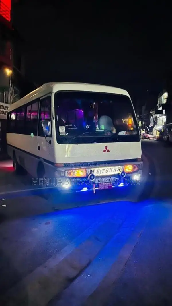 Mitsubishi Rosa 1997 Bus (Used)