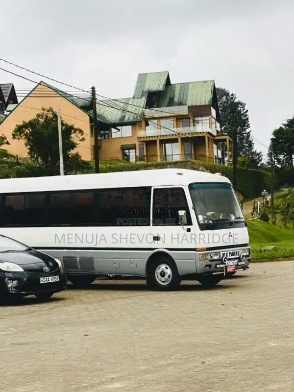 Mitsubishi Rosa 1997 Bus (Used)