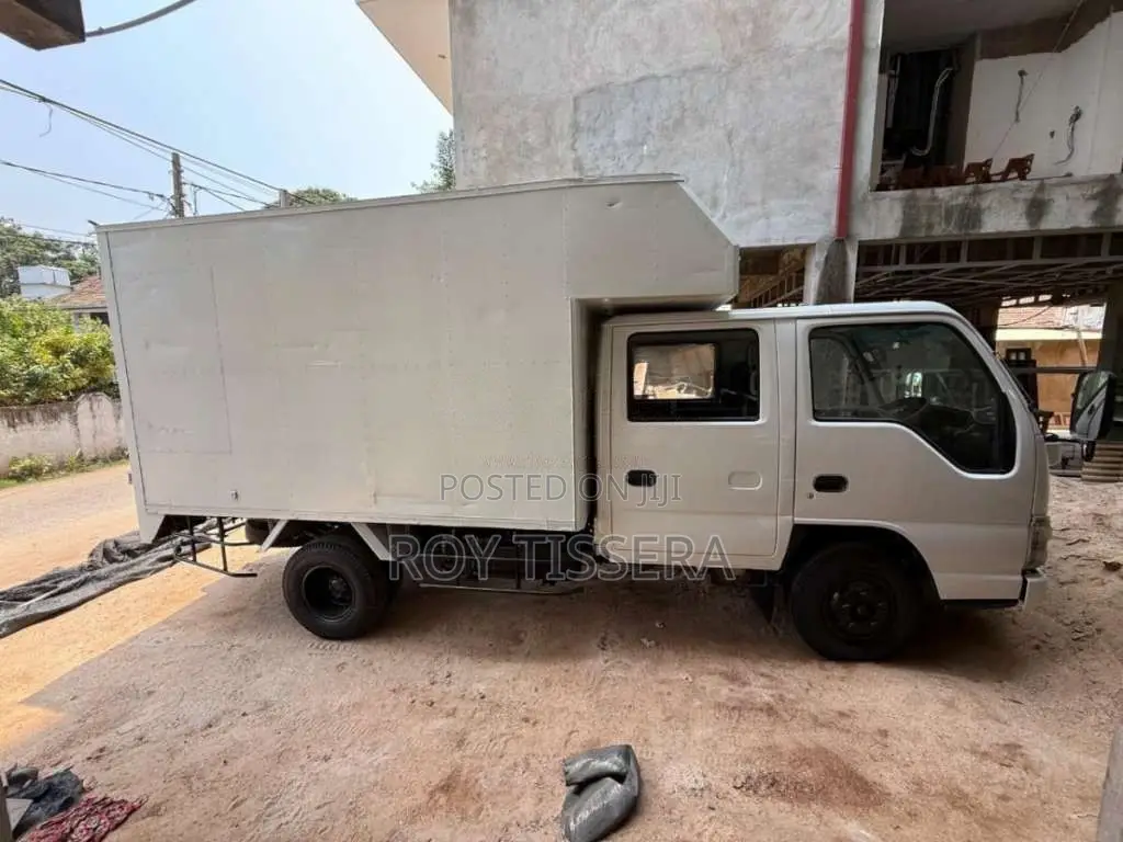 Isuzu Crewcab 2008 Crew Cab (Used)
