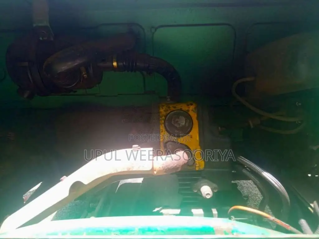 Bajaj 4 Stroke 2011 Three Wheel (Used)