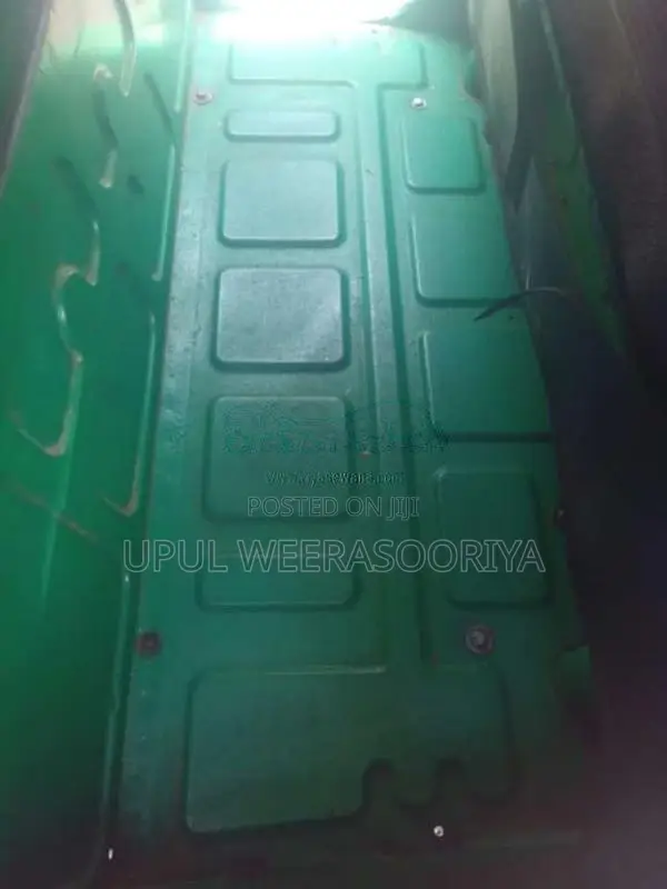 Bajaj 4 Stroke 2011 Three Wheel (Used)