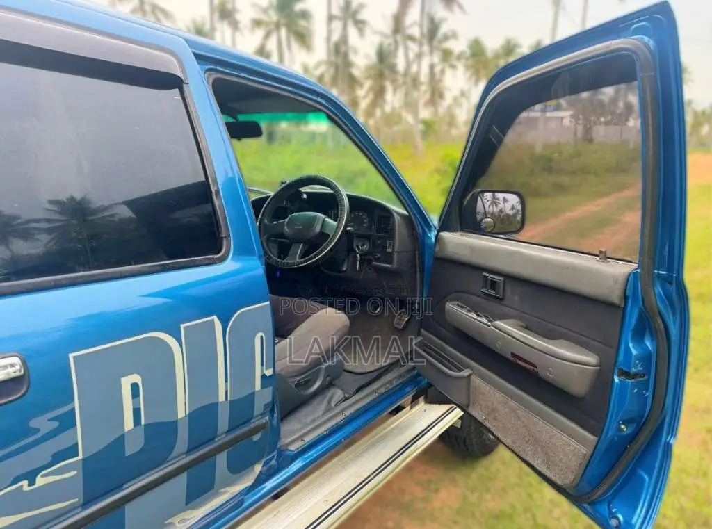 Toyota Hilux 106 1989 Pickup (Used)