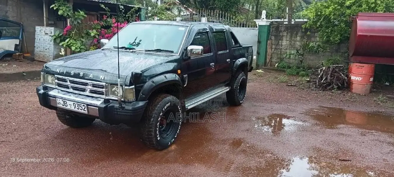 Nissan 4wd Cab 1996 Pickup (Used)