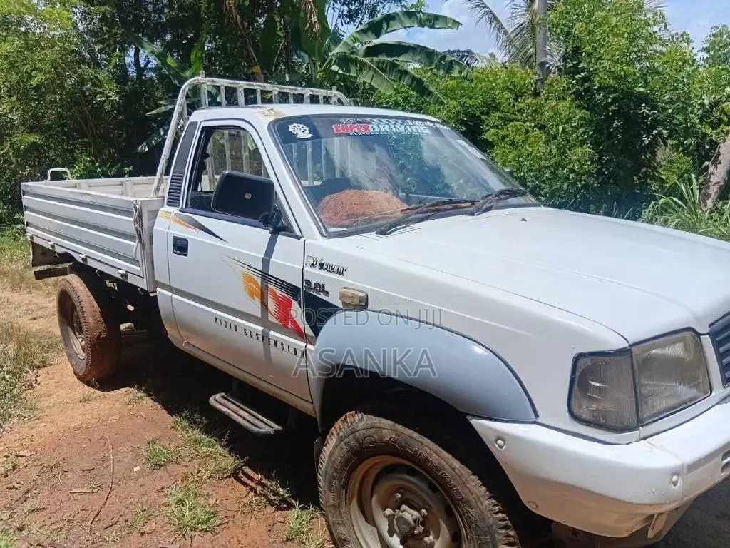 Tata 207 2014 Pickup (Used)