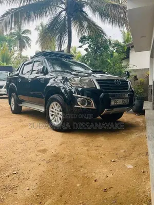 Toyota Hilux Vigo 2014 Pickup (Used)