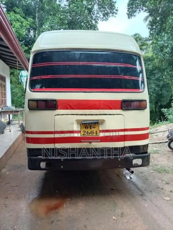 Mitsubishi Rosa 1988 Bus (Used)