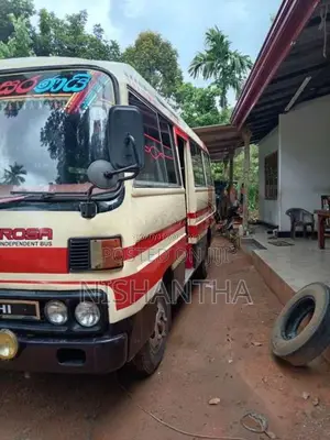 Mitsubishi Rosa 1988 Bus (Used)