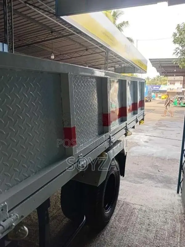 Isuzu NPR 1989 Lorry (Used)
