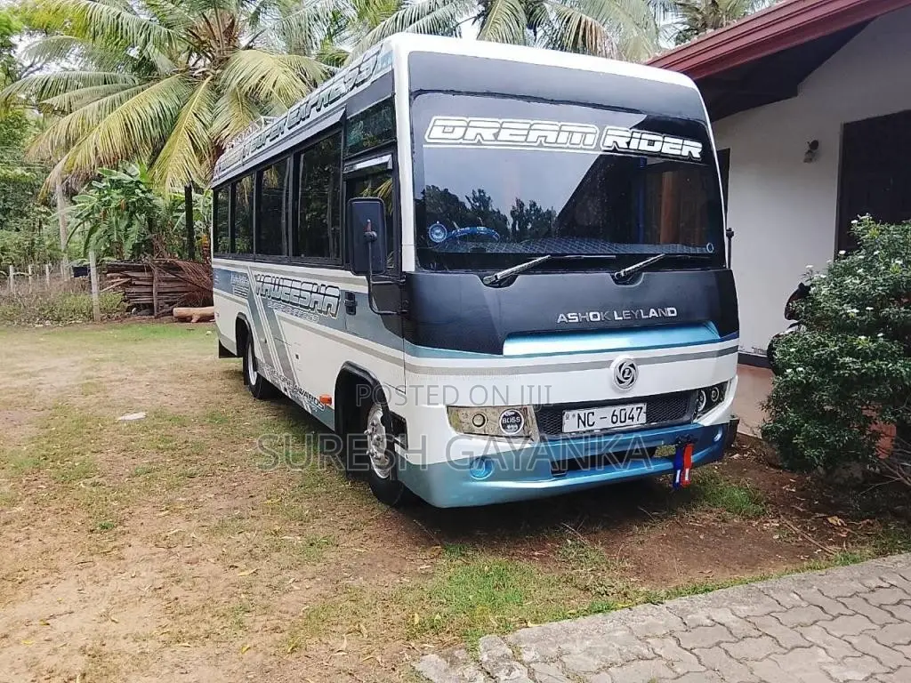 Ashok-Leyland MITR 2016 Bus (Used)