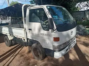Toyota Dyna 1998 Lorry (Used)