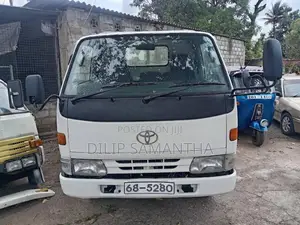Toyota Dyna 1993 Lorry (Used)
