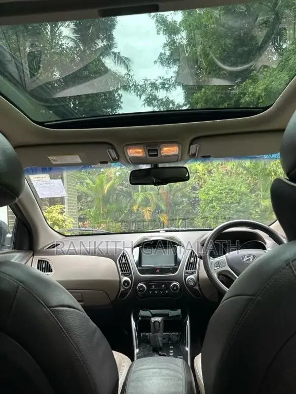 Hyundai Tucson 2012 SUV (Used)
