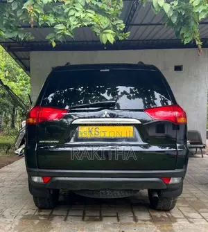 Mitsubishi Montero Sport 2011 SUV (Used)