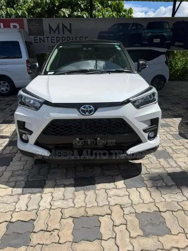 Toyota Raize Z Blacktop BSM 2026 SUV Brand New