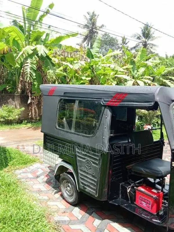Piaggio Ape 2011 Three Wheel (Used)