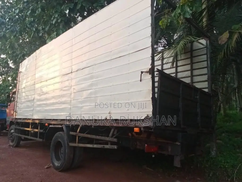 Tata 1109 2005 Lorry (Used)