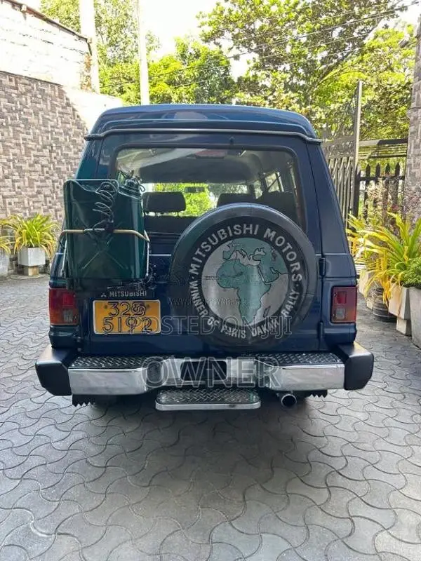 Mitsubishi Pajero Turbo Wagon 1988 SUV (Used)