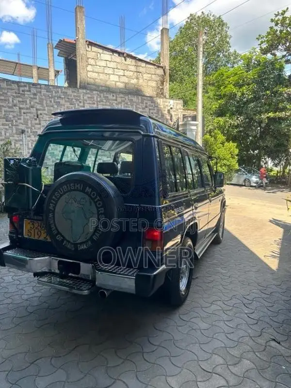 Mitsubishi Pajero Turbo Wagon 1988 SUV (Used)