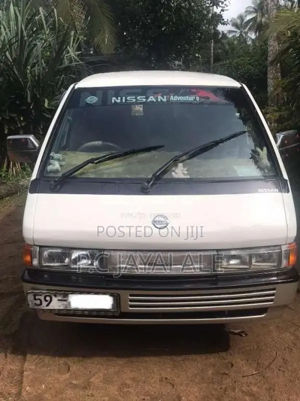 Nissan Largo 1991 Van (Used)