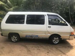 Nissan Largo 1991 Van (Used)
