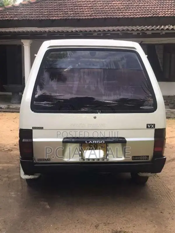 Nissan Largo 1991 Van (Used)