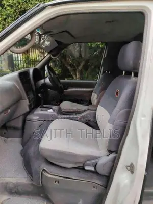 Nissan Serena 1998 Van (Used)