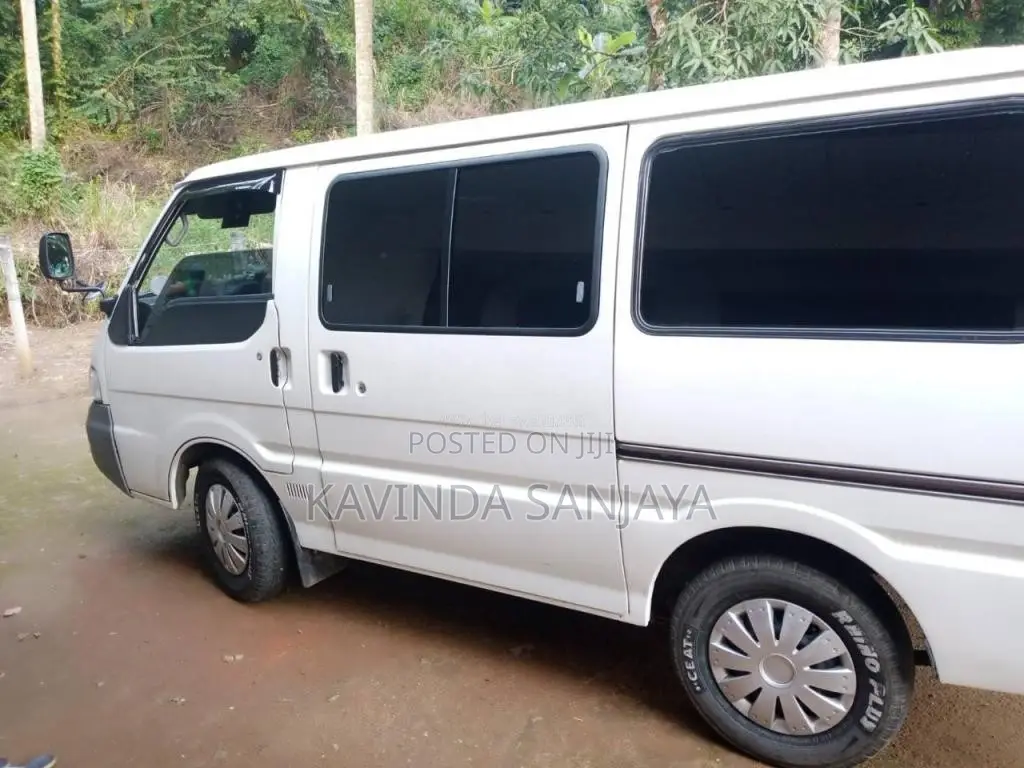 Nissan Vanette 2006 Van (Used)