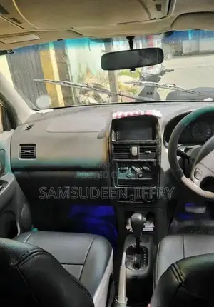 Kia Carens 2000 SUV (Used)
