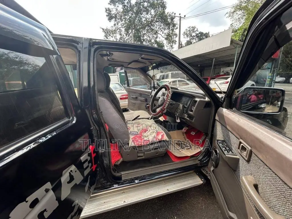 Nissan D21 1996 Pickup (Used)