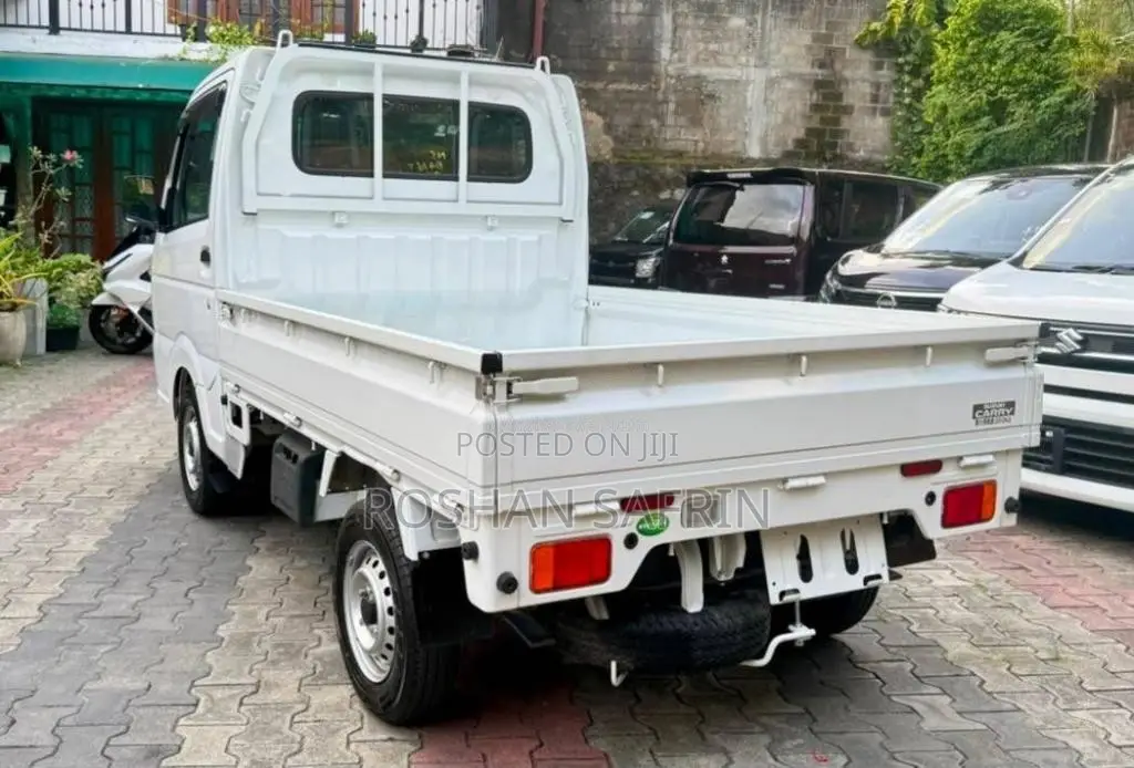 Suzuki Carry 2023 Lorry Unregistered (Recondition)