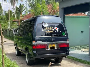 Toyota Dolphin Super Long 2002 Van (Used)