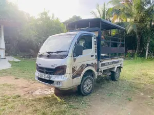 Tata Dimo Batta 2015 Lorry (Used)