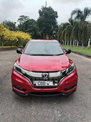 Honda Vezel Rs 2018 SUV (Used)