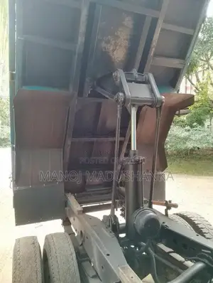 Mazda Tipper 1999 Lorry (Used)