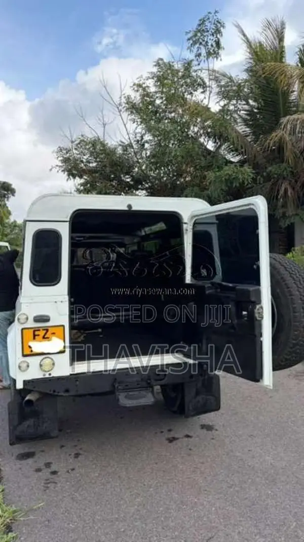 Land-Rover Defender 110 1992 SUV (Used)