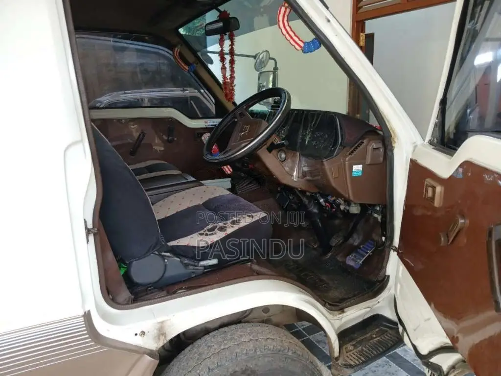 Toyota Shell Lh61 1989 Van (Used)