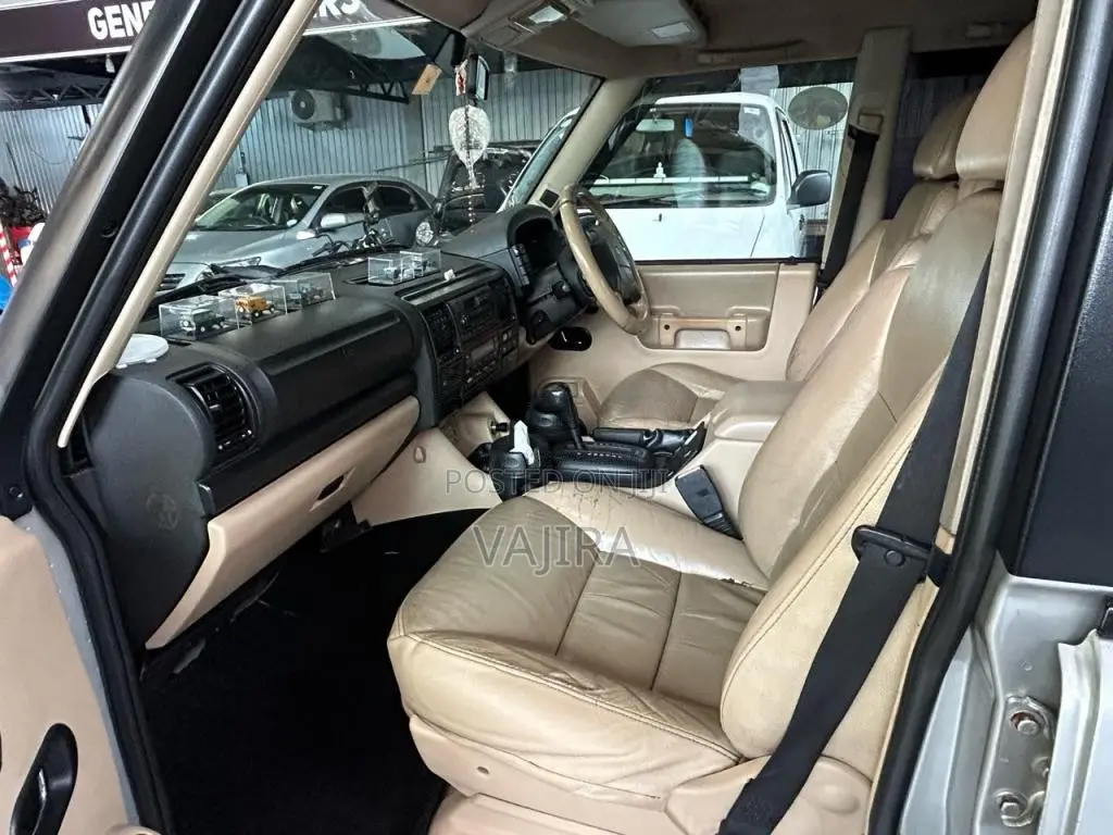 Land-Rover Discovery 2 2004 SUV (Used)