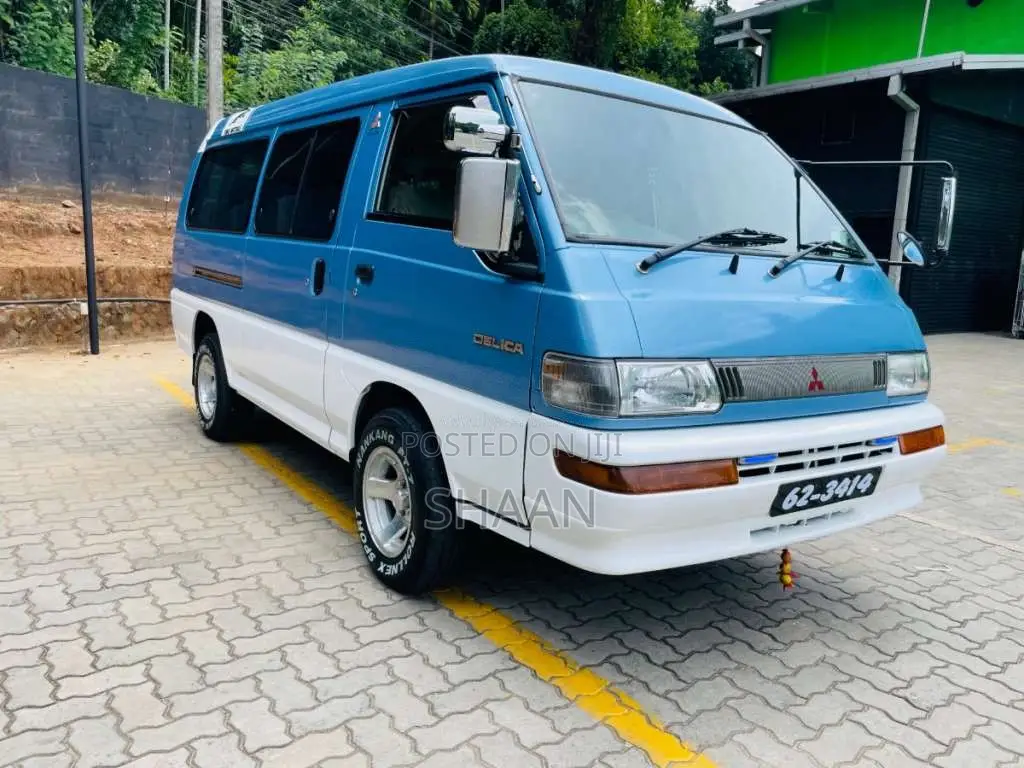 Mitsubishi Delica 1990 Van (Used)
