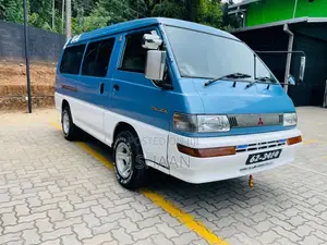 Mitsubishi Delica 1990 Van (Used)