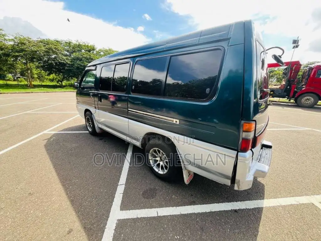 Mitsubishi Po15 1994 Van (Used)