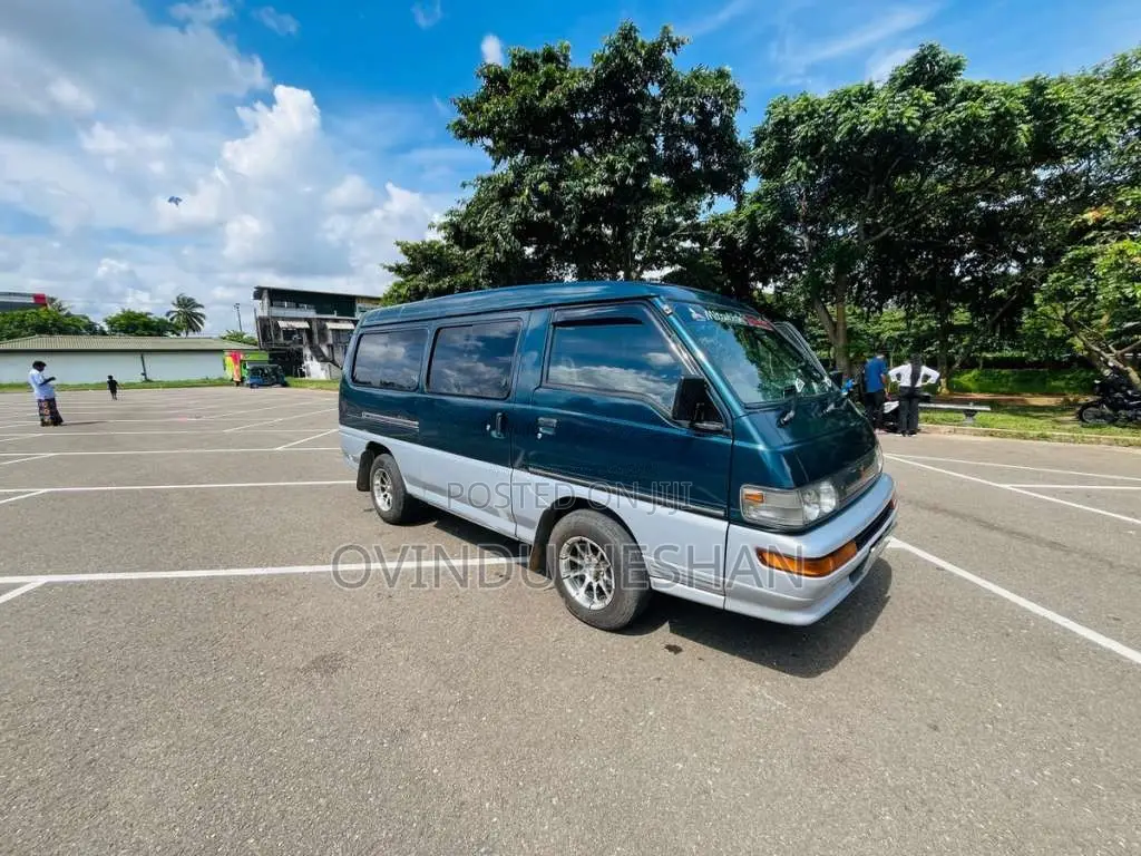 Mitsubishi Po15 1994 Van (Used)