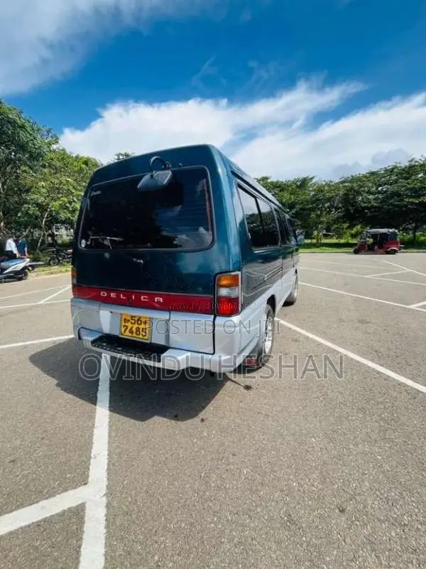 Mitsubishi Po15 1994 Van (Used)