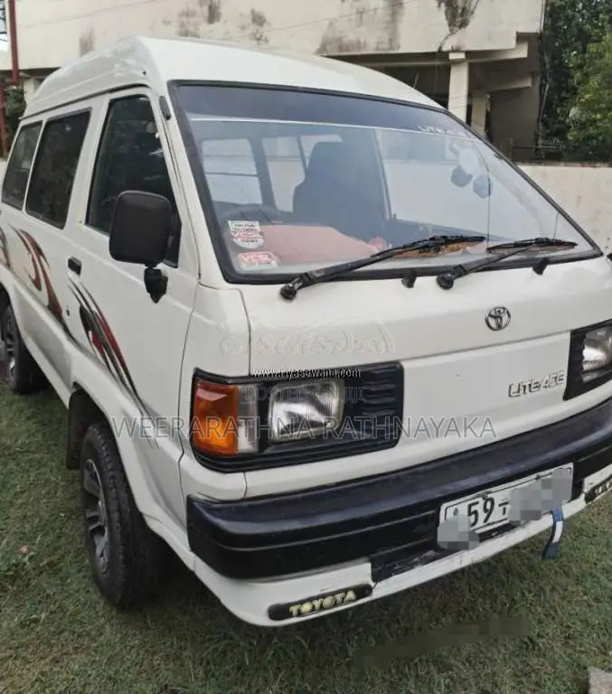 Toyota LiteAce 1991 Van (Used)