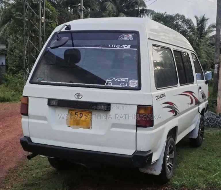 Toyota LiteAce 1991 Van (Used)