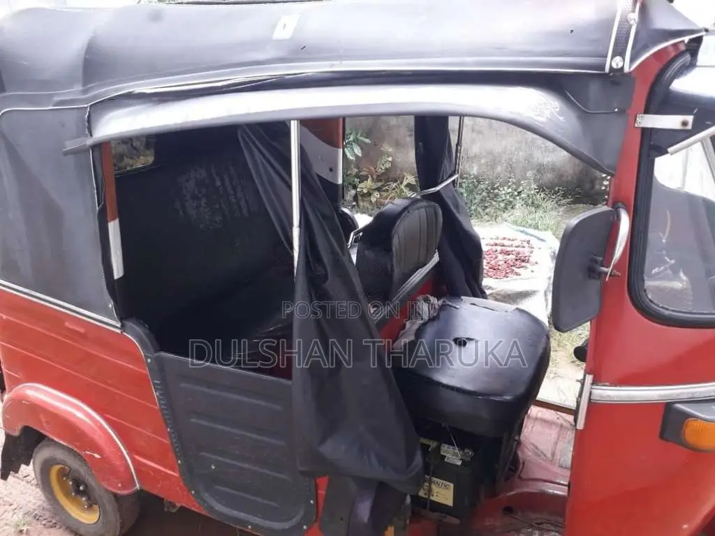 Bajaj 4 Stroke 2008 Three Wheel (Used)