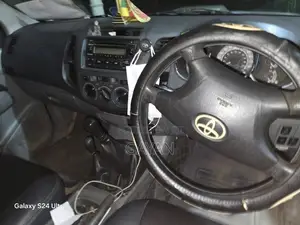 Toyota Hilux 2008 Pickup (Used)